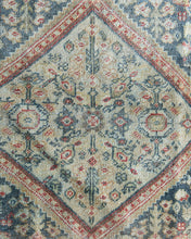 Load image into Gallery viewer, Vintage Rug No. 48
