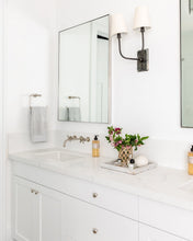Load image into Gallery viewer, White Marble Catch-All Tray