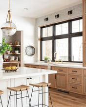 Load image into Gallery viewer, Williamsen Counter Stool