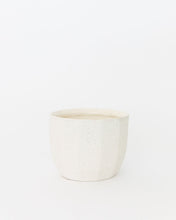 Load image into Gallery viewer, Eira Faceted Pot
