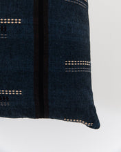 Load image into Gallery viewer, Percy Pillow Cover
