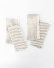 Load image into Gallery viewer, Striped Fringe Napkin (Set of 4)
