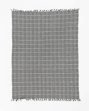 Load image into Gallery viewer, Sumner Hand Towel
