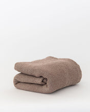 Load image into Gallery viewer, Whitby Woven Throw

