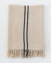 Load image into Gallery viewer, Winston Simple Stripe Throw

