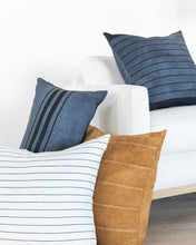 Load image into Gallery viewer, Aldon Pillow
