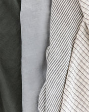 Load image into Gallery viewer, Checkered Gray Hand Towel
